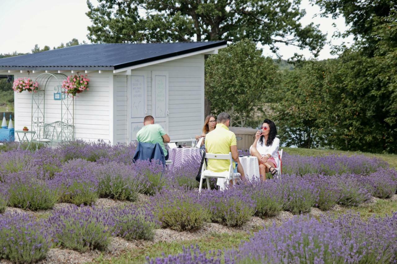 Lavender Village Kiemeliai Exterior photo